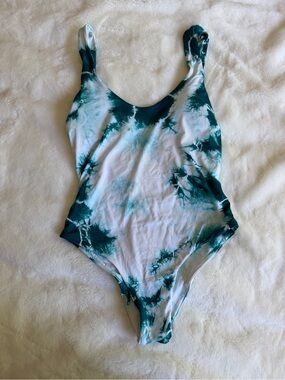 Dippin Daisy’s Swimwear One Piece Teal Tie Dye Size Small